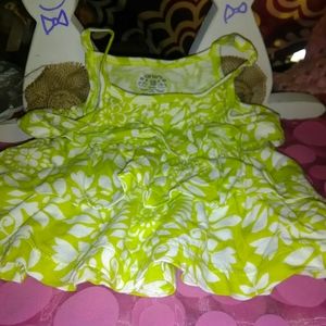 Carter's 18 month spring flouncy green dress